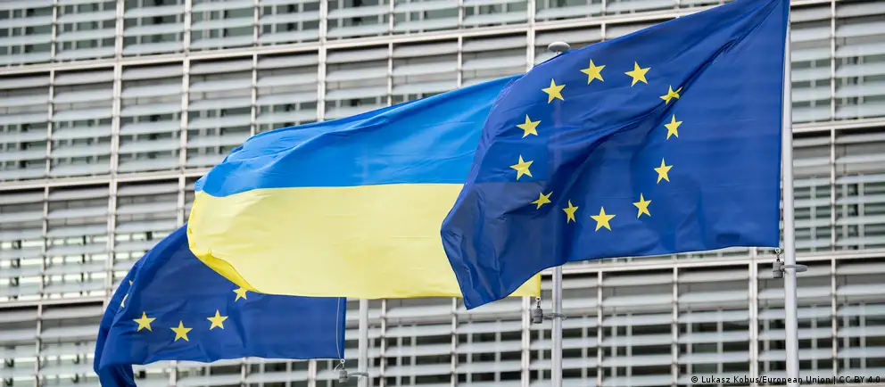 Евросоюз намерен ввести новые санкции против лиц и структур, причастных к насильственной депортации и перемещению детей из Украины; решение планируют утвердить 12 мая.