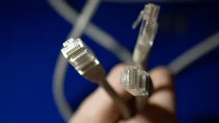 Крупные разработчики ПО предлагают создать согласительный орган по интернет-блокировкам, предупреждая, что текущий подход вредит Рунету, усложняет работу программистов и стимулирует развитие технологий обхода ограничений.