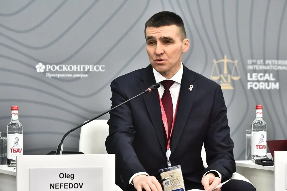 Высшая квалификационная коллегия судей рассмотрит рекомендацию судьи Верховного Суда Олега Нефедова на пост заместителя председателя ВС — руководителя коллегии по гражданским делам. Нефедов ранее выносил решения о запрете ряда организаций и признании ФБК экстремистским.