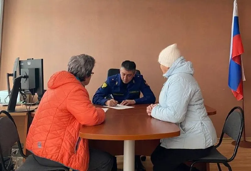 По предложению президента Паволина переводят на аналогичную должность в Иркутскую область; там рассчитывают, что он займётся наведением порядка в сфере ЖКХ.