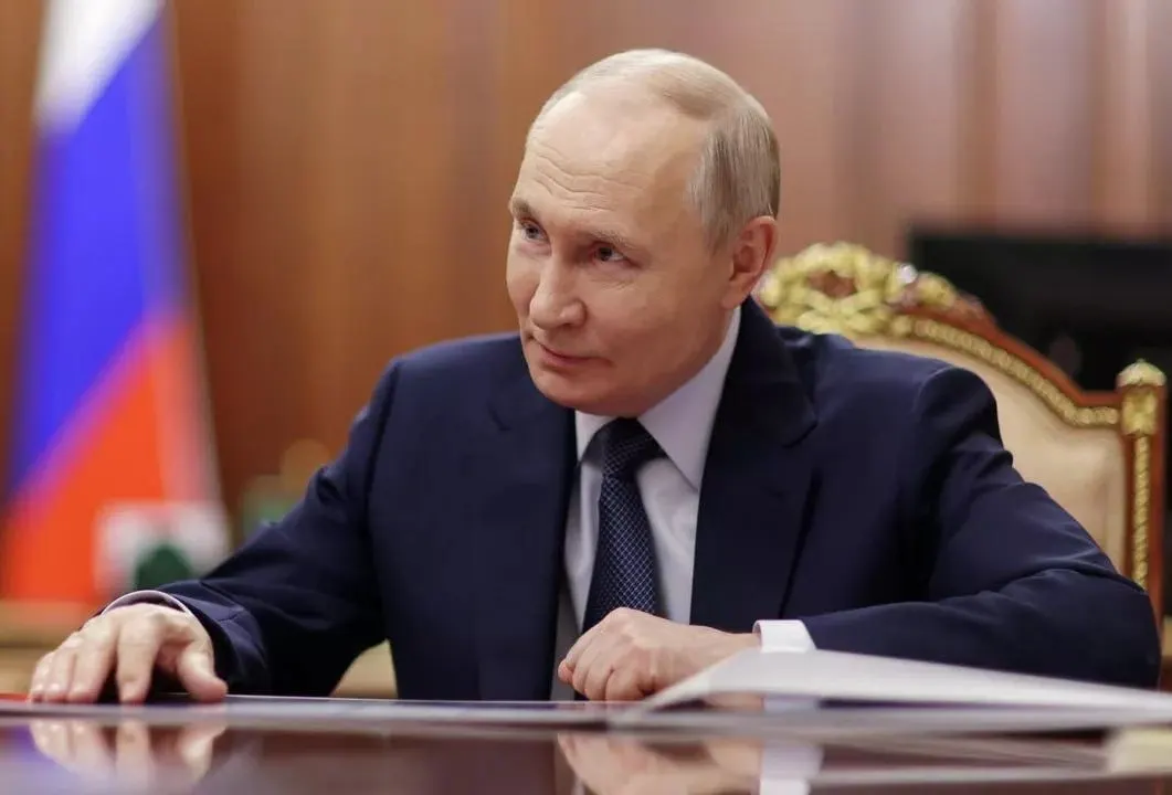 Пресс‑секретарь президента отметил, что речь в День Победы ждёт весь мир, и такое внимание полностью оправдано.