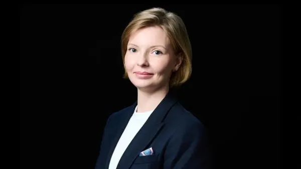 С 1 сентября администраторы доменных зон .ru, .рф и .su обязаны пройти идентификацию через портал «Госуслуги». Регистраторы уже внедряют проверку через ЕСИА и предлагают корпоративную поддержку — компаниям стоит проверить владение и управление цифровыми активами.
