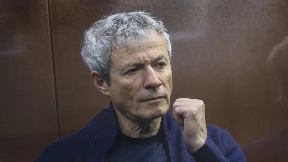 Хамовнический суд намерен решить вопрос о конфискации активов Вадима Мошковича и экс-гендиректора «Русагро» — в иске фигурируют недвижимость, земли, денежные средства и корпоративные активы на несколько миллиардов рублей.