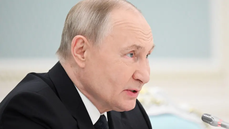 Власти планируют увеличить число иностранных учащихся до полумиллиона к 2030 году. Одновременно фиксируется рост вербовки иностранцев в вооружённые формирования и давление на студентов в ряде вузов.