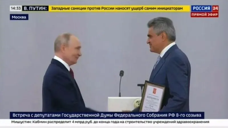 На церемонии награждения в Кремле Нечаев поблагодарил президента за высокую оценку работы и заявил, что предстоит приложить дополнительные усилия для победы в специальной военной операции.
