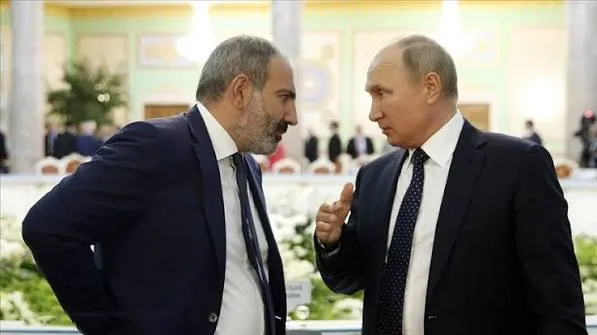 Премьер Армении обратился к российскому лидеру с требованием принять меры против ограничений на импорт из Армении; в беседе также обсуждали возможный референдум о курсе страны.