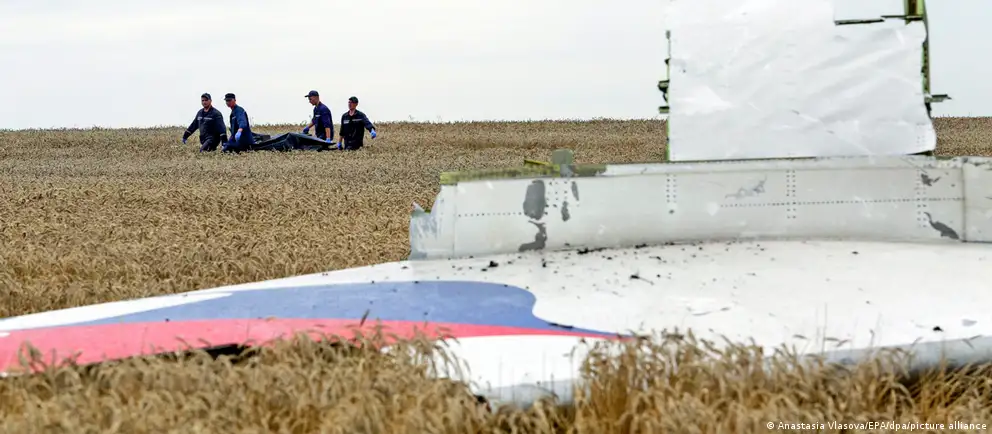 Евросоюз в заявлении по случаю 12-й годовщины крушения «Боинга» MH17 потребовал от Российской Федерации признать свою ответственность и полностью сотрудничать в обеспечении правосудия. В заявлении отмечены недавние решения ЕСПЧ и ИКАО, призванные способствовать установлению истины и справедливости.