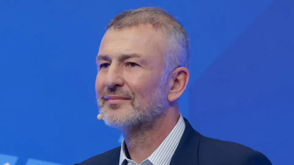После перевода 32 млрд рублей в пользу образовательного центра «Сириус» генпрокуратура отозвала иск о национализации СИБЭКО. Сумма почти совпала с ценой покупки компании в 2018 году.