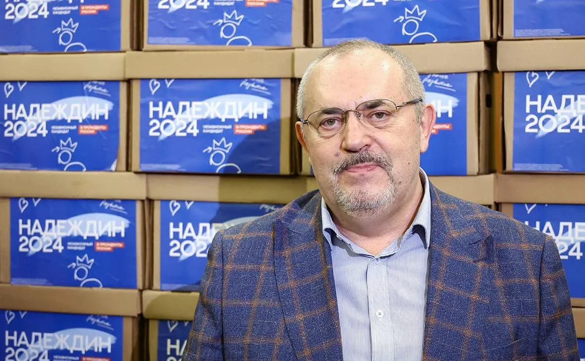 Политик объявил о приостановке кампании, ссылаясь на давление: включение в реестр иноагентов, обвинения по статье об экстремизме, запрет на выезд и другие ограничения.