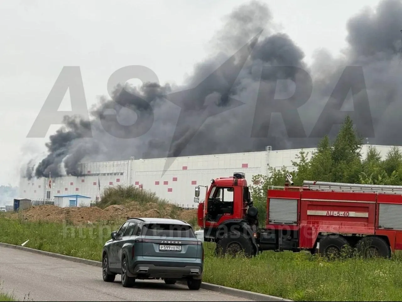 Атаки беспилотников в Рязанской области и Таганроге, массовые задержания в Иркутской области, задержание муниципального кандидата в Москве и изменения в крупном издательском холдинге.