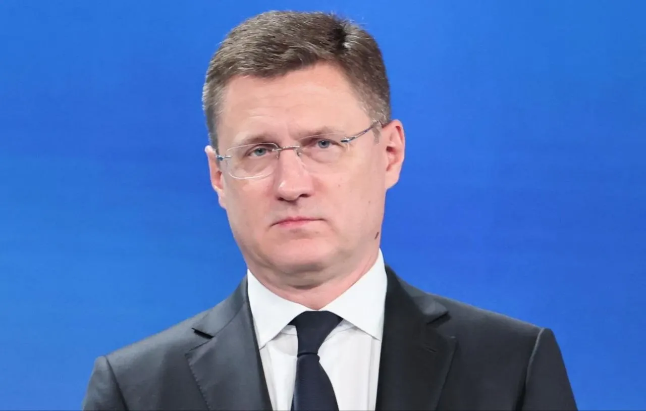 Правительство поручило Минэнерго и ФАС усилить надзор за ценами на независимые заправочные станции и принять меры против недобросовестной конкуренции.