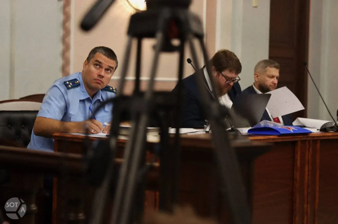 Прокурор сообщил о наличии оснований удовлетворить иск об снятии «Яблока» с выборов в Госдуму, ссылаясь на нарушения и данные финансового мониторинга.