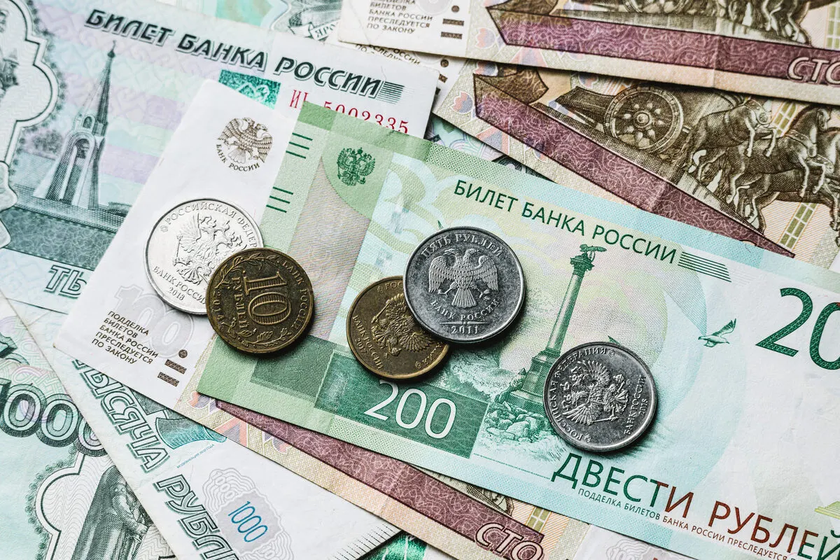 Правительство разрешило повысить оплату за ЖКУ в шести регионах; в среднем по России рост близок к 10%, однако регионы демонстрируют значительные различия.