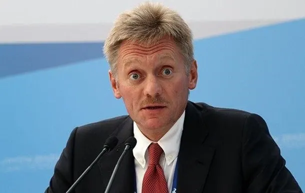 Пресс-секретарь президента заявил, что в РФ журналистам не ограничивают доступ и не вмешиваются в работу СМИ, в отличие от США.