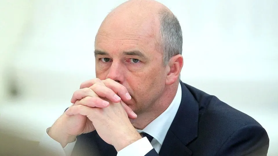 Министерство финансов сообщает о росте дефицита и необходимости дополнительных источников финансирования на фоне увеличения военных расходов.
