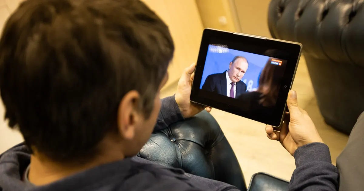 Путин сообщил о возобновлении трехсторонних переговоров с участием США для обсуждения гарантий безопасности России и Украины после достижения мирного соглашения.
