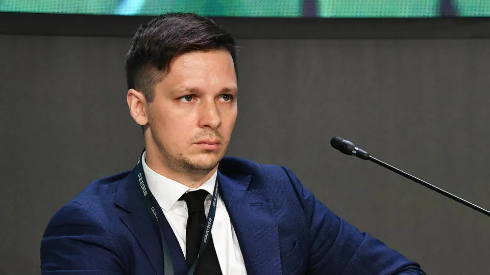 Госрасходы растут, вводятся новые налоговые меры, а дефицит бюджета приближает финансы к новым максимумам.