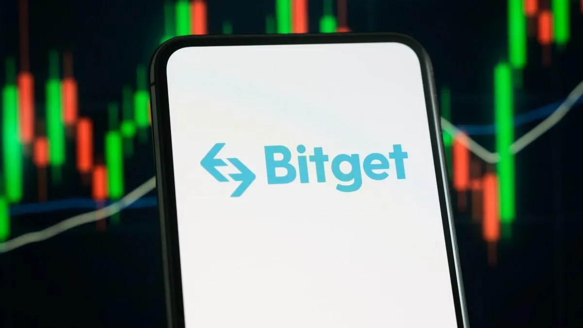 Криптобиржа Bitget прекратила обслуживание резидентов России, Казахстана и Беларуси. Пользователям, попавшим под ограничения, сообщат о дальнейших шагах и сроках вывода средств.