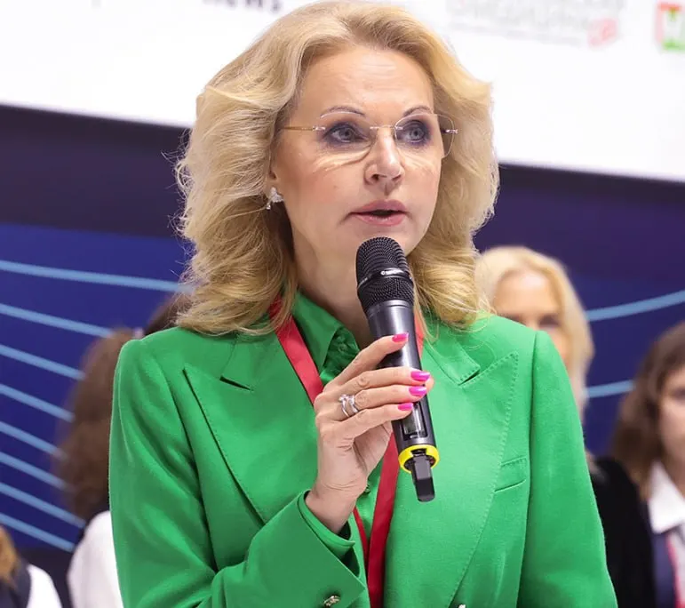 Голикова предложила расширить школьные программы за счёт китайской литературы в российской образовательной системе.